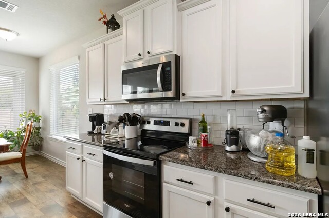 Image 8 of 28 For 934 Tenby Castle