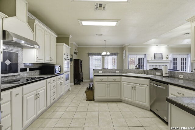 Image 13 of 36 For 1007 Bluebonnet Lane (lot 195)