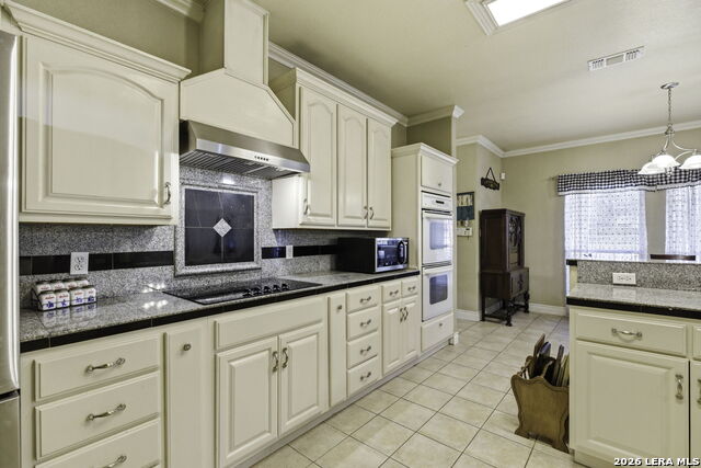 Image 14 of 36 For 1007 Bluebonnet Lane (lot 195)