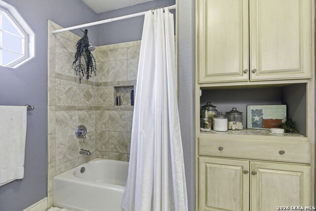 Image 24 of 36 For 1007 Bluebonnet Lane (lot 195)