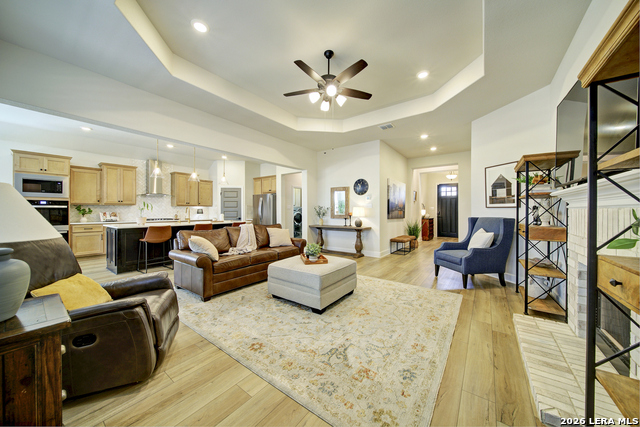 Image 17 of 37 For 931 Gyngell  