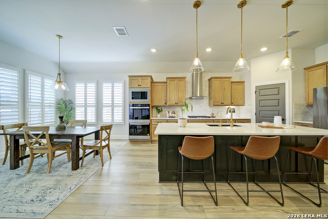 Image 24 of 37 For 931 Gyngell  