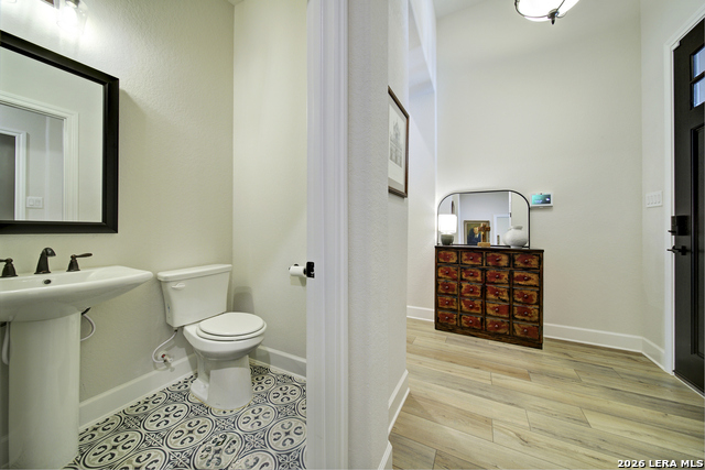 Image 6 of 37 For 931 Gyngell  