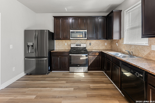 Image 10 of 30 For 10728 Gemsbuck Ldg