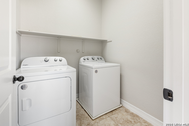 Image 24 of 30 For 10728 Gemsbuck Ldg