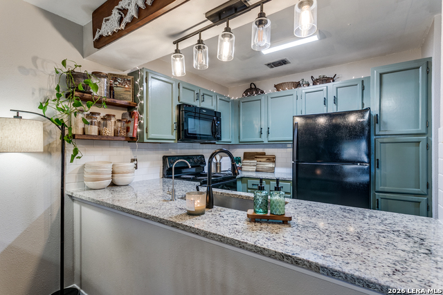 Image 11 of 25 For 10527 Perrin Beitel  C205