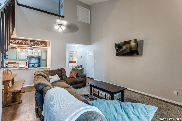 Image 3 of 25 For 10527 Perrin Beitel  C205