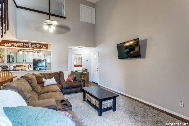 Image 4 of 25 For 10527 Perrin Beitel  C205