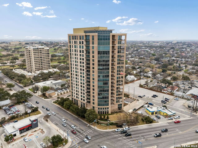 Image 27 of 36 For 4242 Broadway  1504