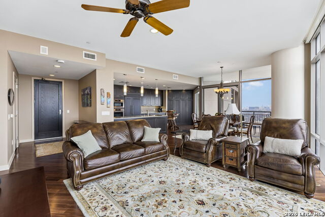 Image 3 of 36 For 4242 Broadway  1504