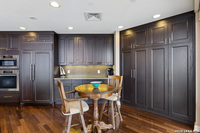 Image 9 of 36 For 4242 Broadway  1504