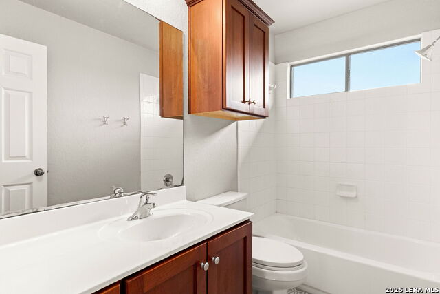 Image 15 of 28 For 942 San Pedro