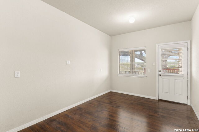 Image 25 of 28 For 942 San Pedro