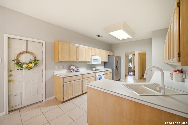 Image 14 of 45 For 13719 Chittim Woods