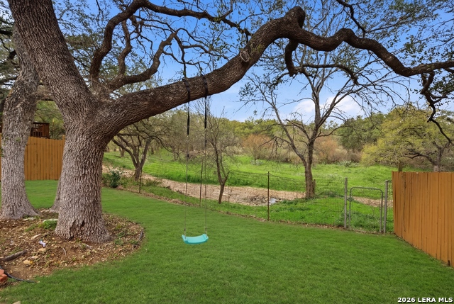 Image 34 of 45 For 13719 Chittim Woods