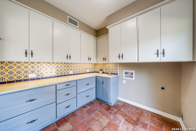 Image 21 of 26 For 301 Wickford Way St