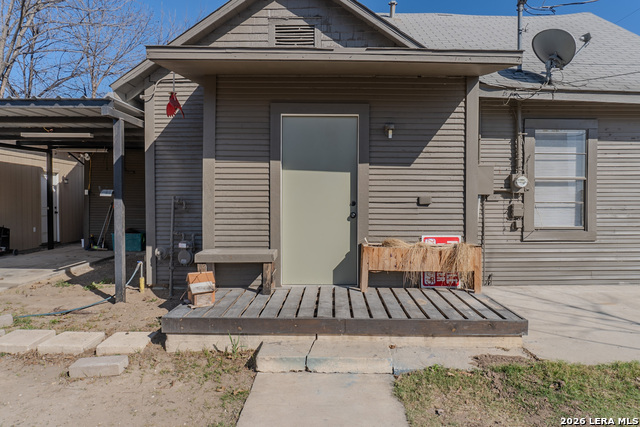 Image 4 of 43 For 918 New Laredo