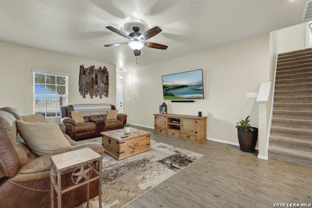 Image 4 of 43 For 124 Field Ridge