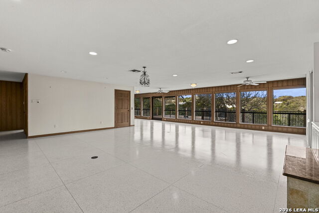 Image 10 of 67 For 85 Mission  