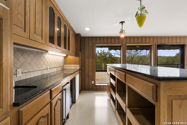 Image 15 of 67 For 85 Mission  