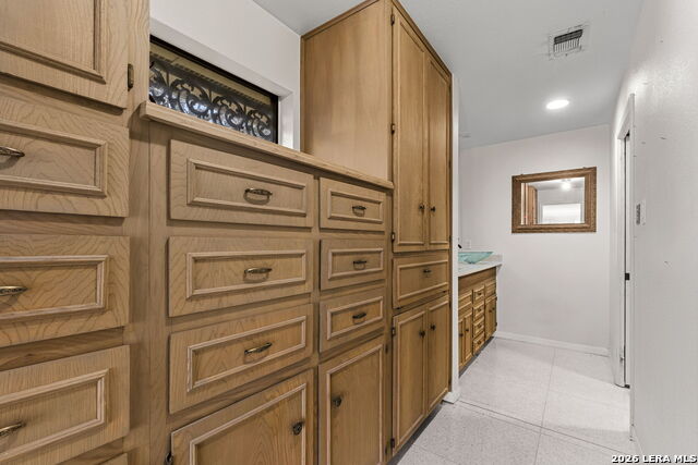 Image 22 of 67 For 85 Mission  