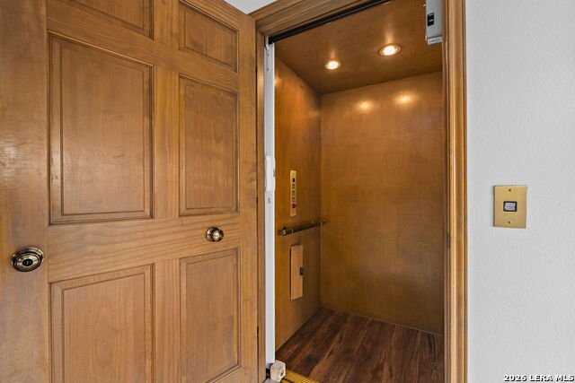 Image 41 of 67 For 85 Mission  