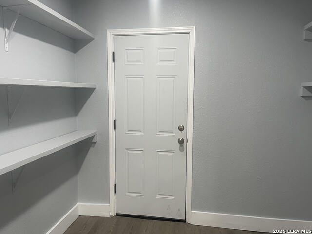 Image 10 of 19 For 4843 Tennyson