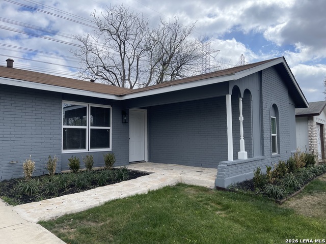 Image 2 of 19 For 4843 Tennyson