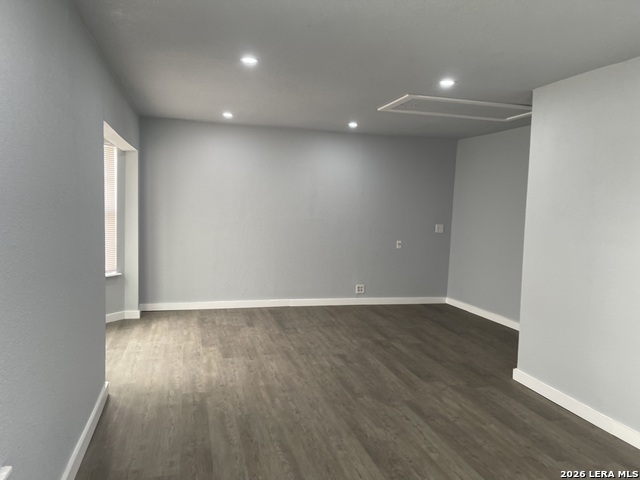 Image 7 of 19 For 4843 Tennyson