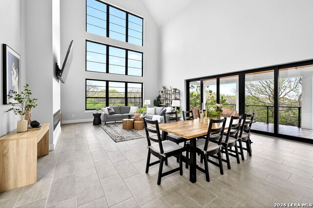 Image 11 of 72 For 8024 Alton  