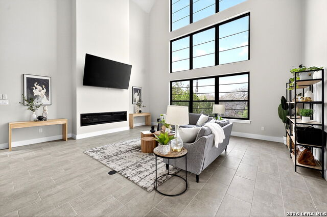 Image 12 of 72 For 8024 Alton  