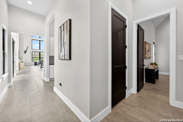 Image 24 of 72 For 8024 Alton  