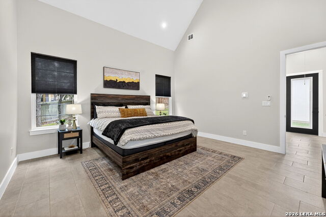 Image 27 of 72 For 8024 Alton  