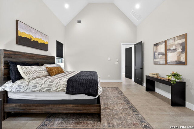 Image 28 of 72 For 8024 Alton  