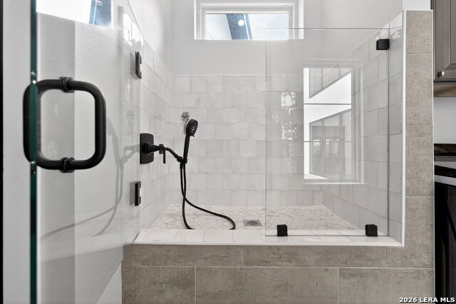 Image 39 of 72 For 8024 Alton  