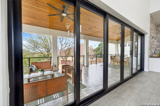 Image 40 of 72 For 8024 Alton  