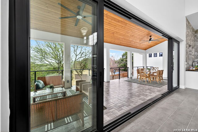 Image 41 of 72 For 8024 Alton  