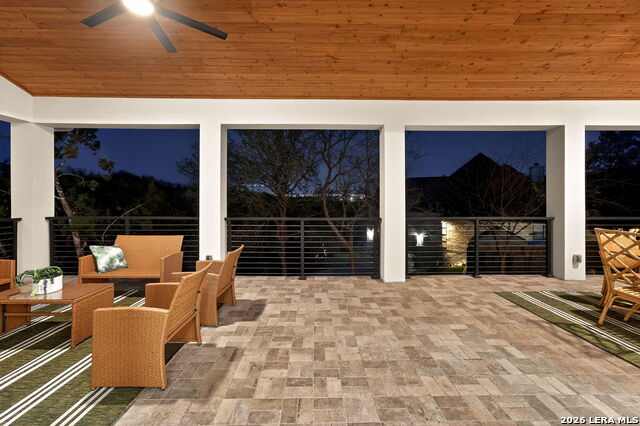 Image 48 of 72 For 8024 Alton  