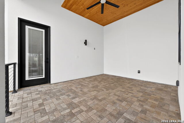 Image 50 of 72 For 8024 Alton  