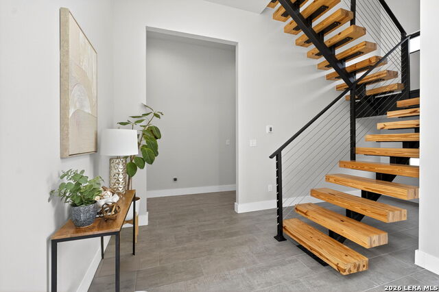 Image 53 of 72 For 8024 Alton  