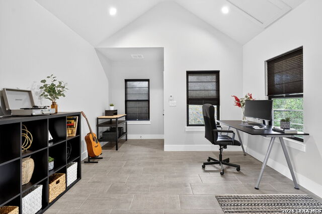 Image 60 of 72 For 8024 Alton  