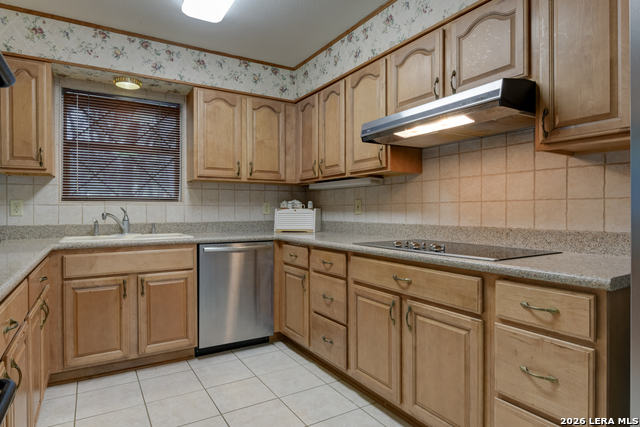 Image 11 of 24 For 25202 Saddle Trl N