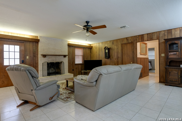 Image 8 of 24 For 25202 Saddle Trl N