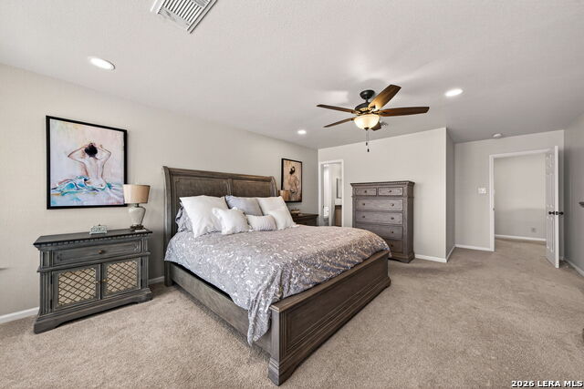 Listing photo id 13 for 18622 Wooded Creek