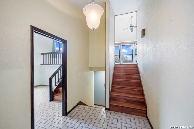 Image 4 of 49 For 23314 Eagle Gap