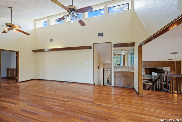 Image 8 of 49 For 23314 Eagle Gap