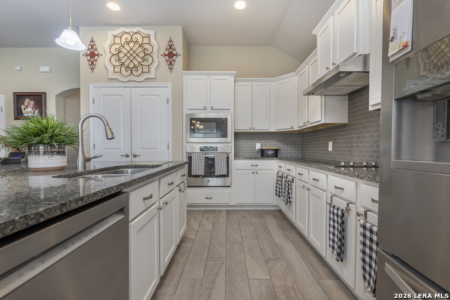 Image 3 of 43 For 133 Grand View