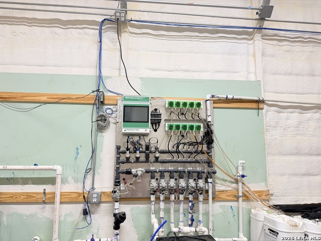 Image 24 of 27 For 2353 County Rd 3000-keystone Rd