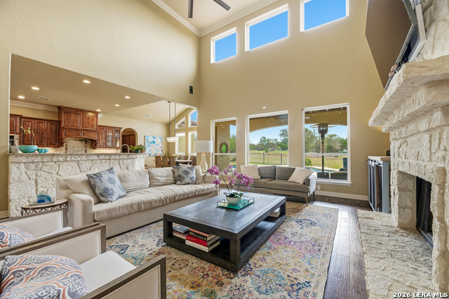 Image 20 of 48 For 322 Santa Domingo