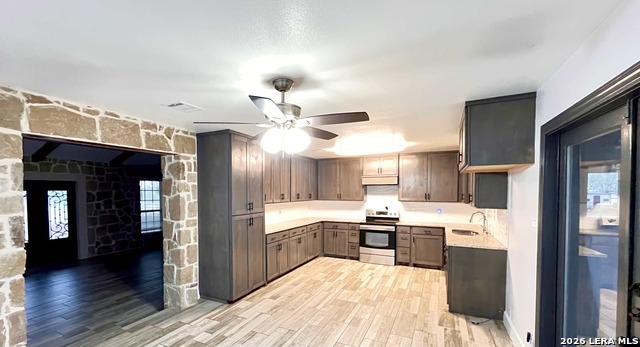 Image 10 of 52 For 12335 Shepherd